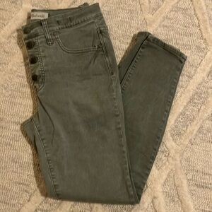 Madewell 9 inch rise skinny pant. Army green